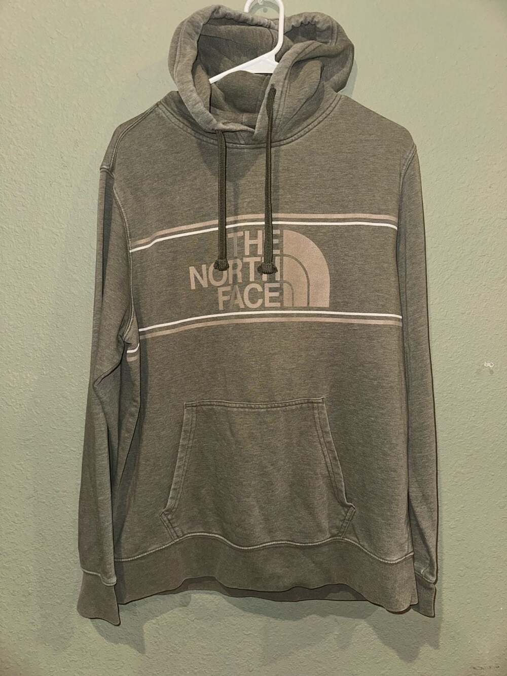 The North Face Men's Olive Green Pullover Hoodie with Chest Logo Graphic
